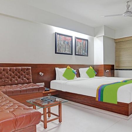 Treebo Cherry Tree Indore Bagian luar foto