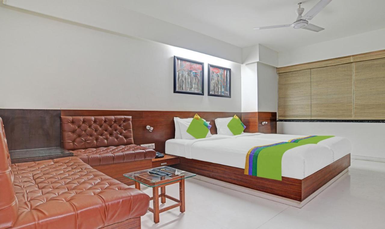 Treebo Cherry Tree Indore Bagian luar foto