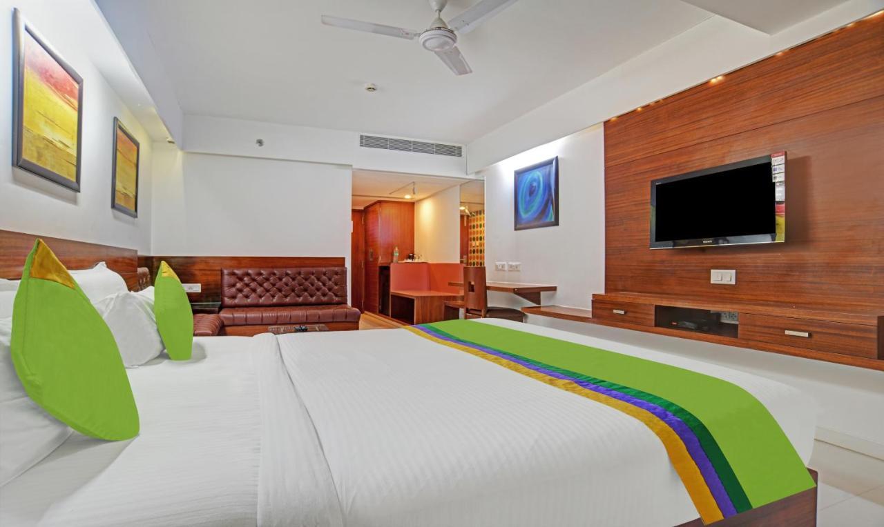 Treebo Cherry Tree Indore Bagian luar foto