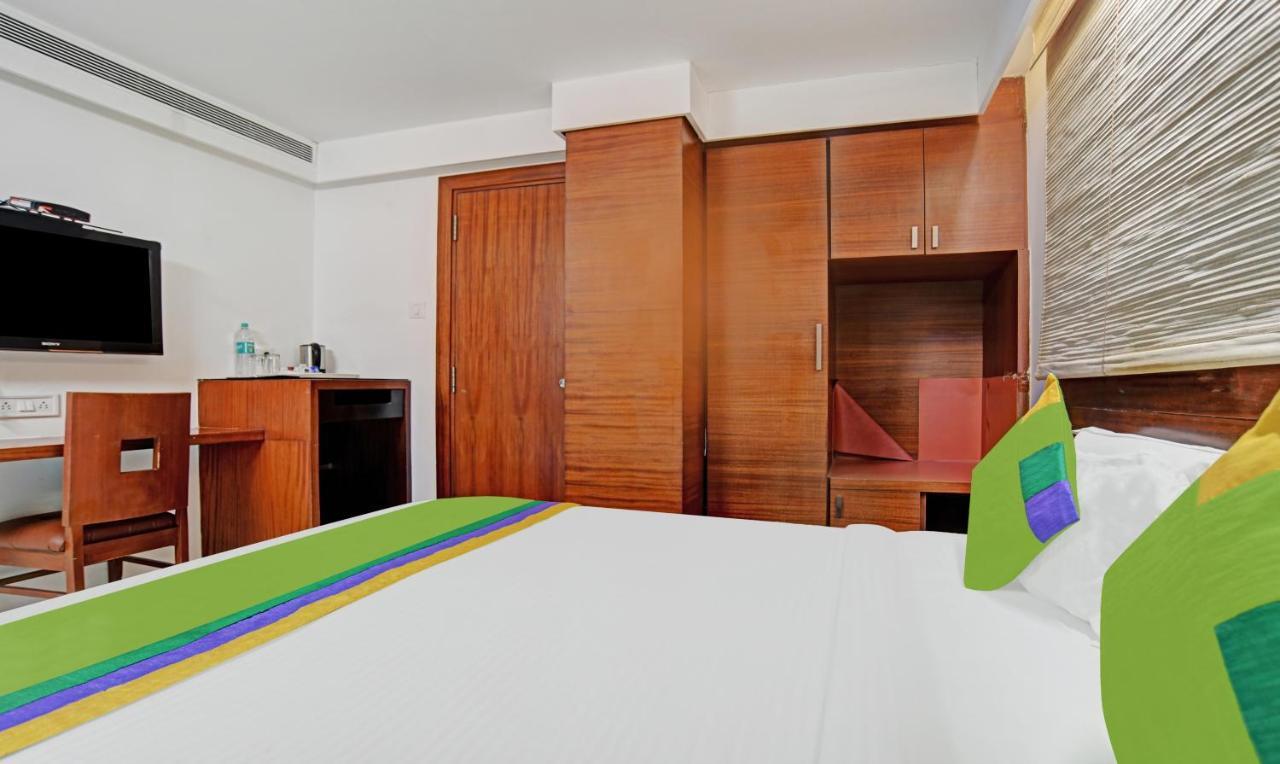 Treebo Cherry Tree Indore Bagian luar foto