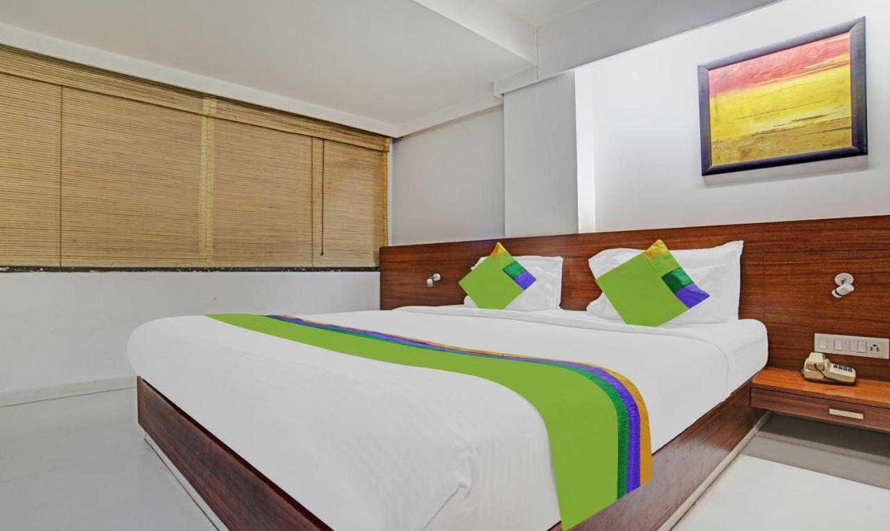 Treebo Cherry Tree Indore Bagian luar foto