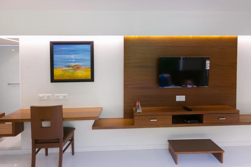 Treebo Cherry Tree Indore Bagian luar foto